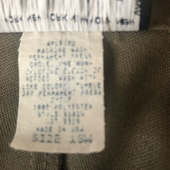 Vintage Made in the USA Vany New York double breasted olive blazer. Size 16W - Picture 12 of 12